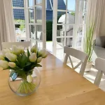 Апартаменты Neu-friesenhaus-inselherz-eg-wohnung