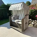 Neu-friesenhaus-inselherz-eg-wohnung Апартаменты *