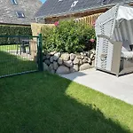 Neu-friesenhaus-inselherz-eg-wohnung Апартаменты